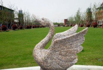 泉州优雅迷人的天鹅雕塑