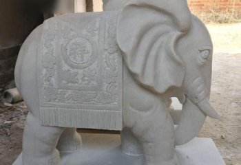 泉州风格多样的大象雕塑