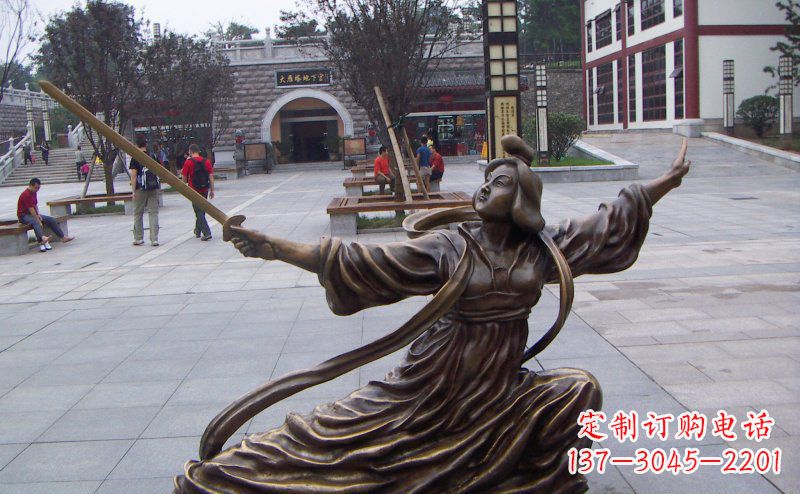 泉州舞剑的古代美女古代人物铜雕