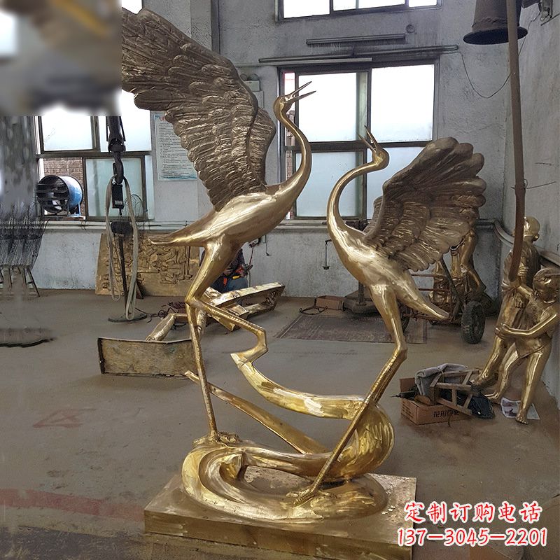 泉州仙鹤铜雕景观