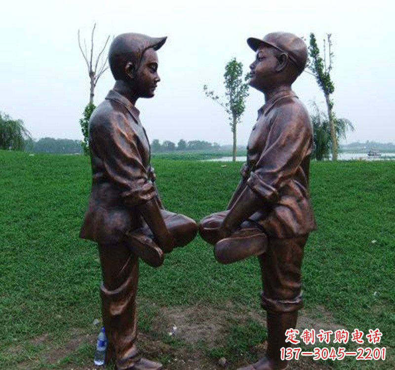 泉州小孩斗鸡铸铜雕塑
