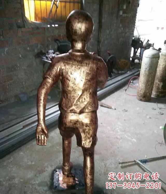 泉州小孩跑步公园人物铜雕 (2)