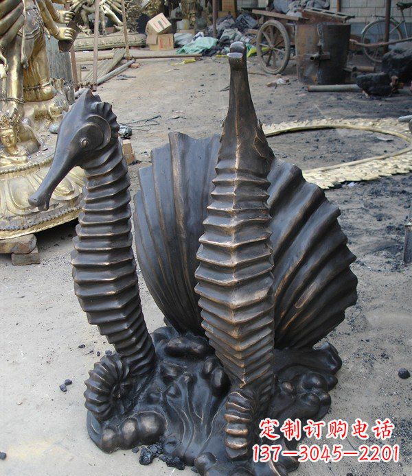 泉州小区动物海马铜雕