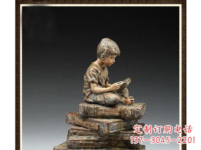 泉州校园儿童看书铜雕