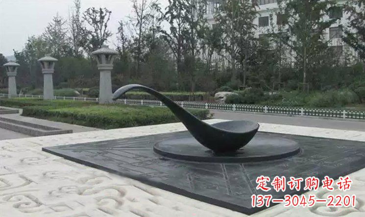 泉州校园古代指南针司南铜雕