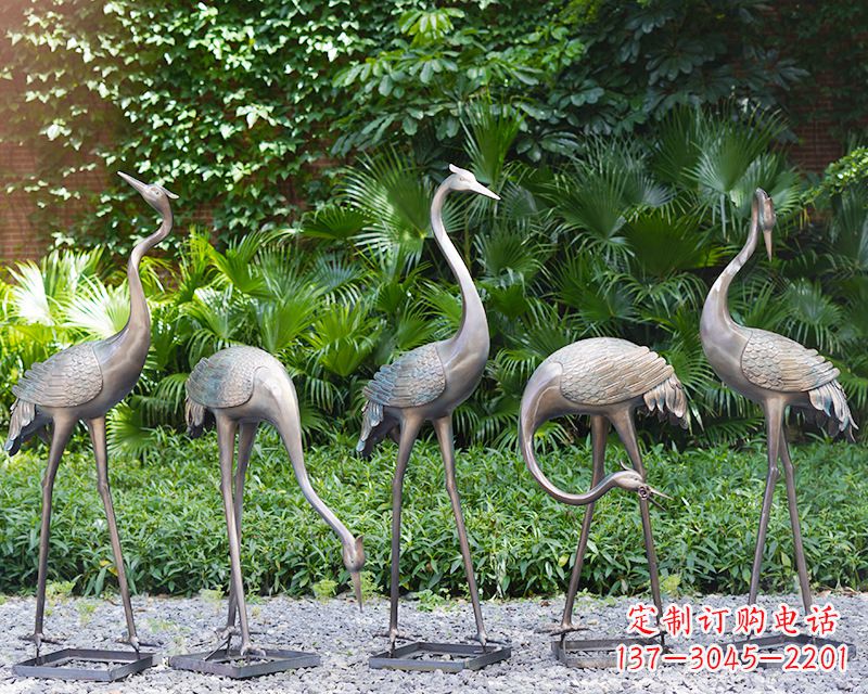 泉州写意仙鹤雕塑