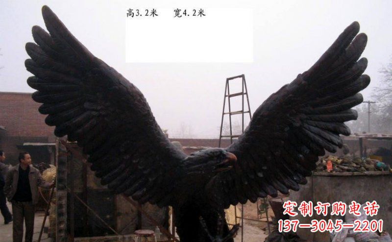 泉州雄鹰展翅老鹰铜雕