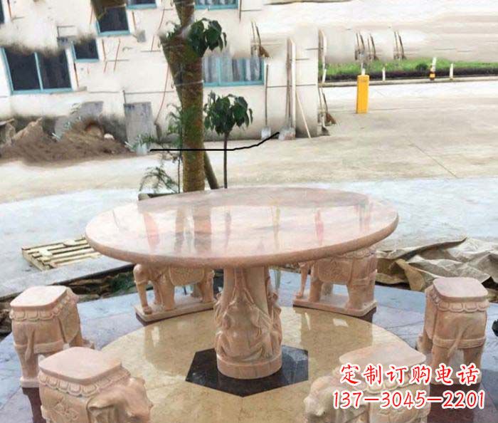 泉州园林景观晚霞红小象桌凳石雕
