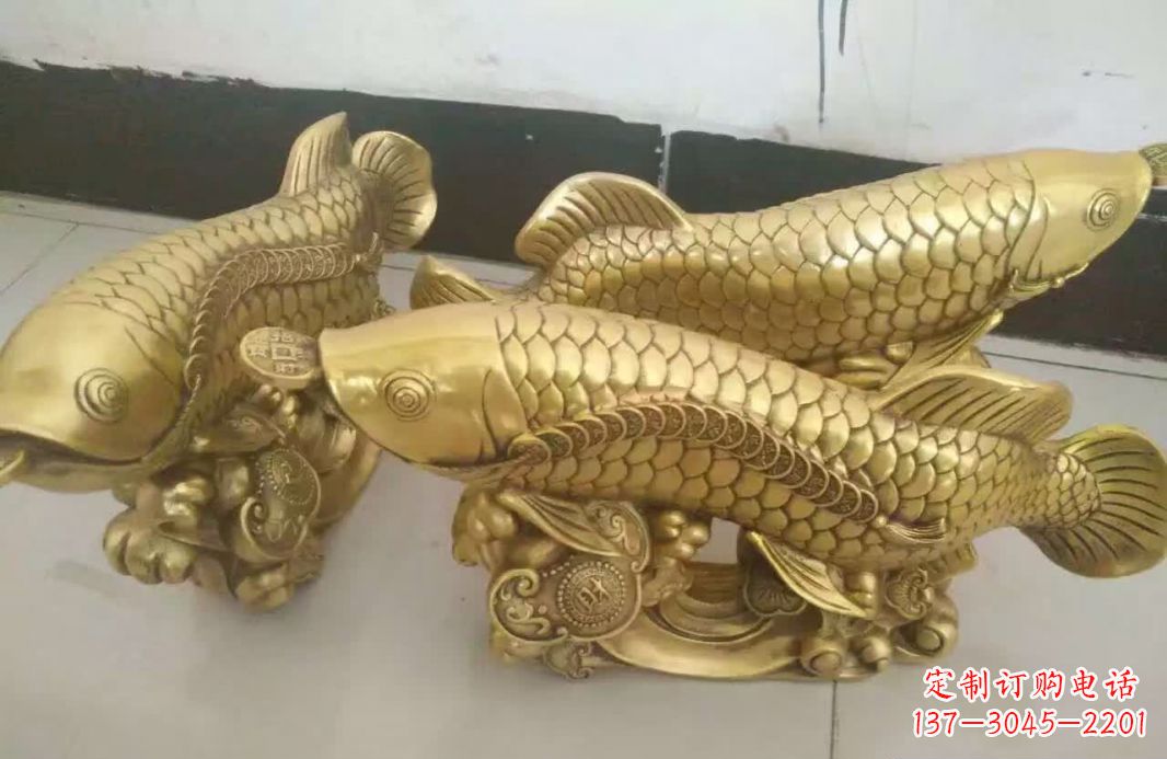 泉州招财金龙鱼雕塑 