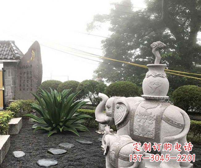 泉州招财驮宝大象石雕