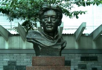 泉州校园名人徐悲鸿头像雕塑