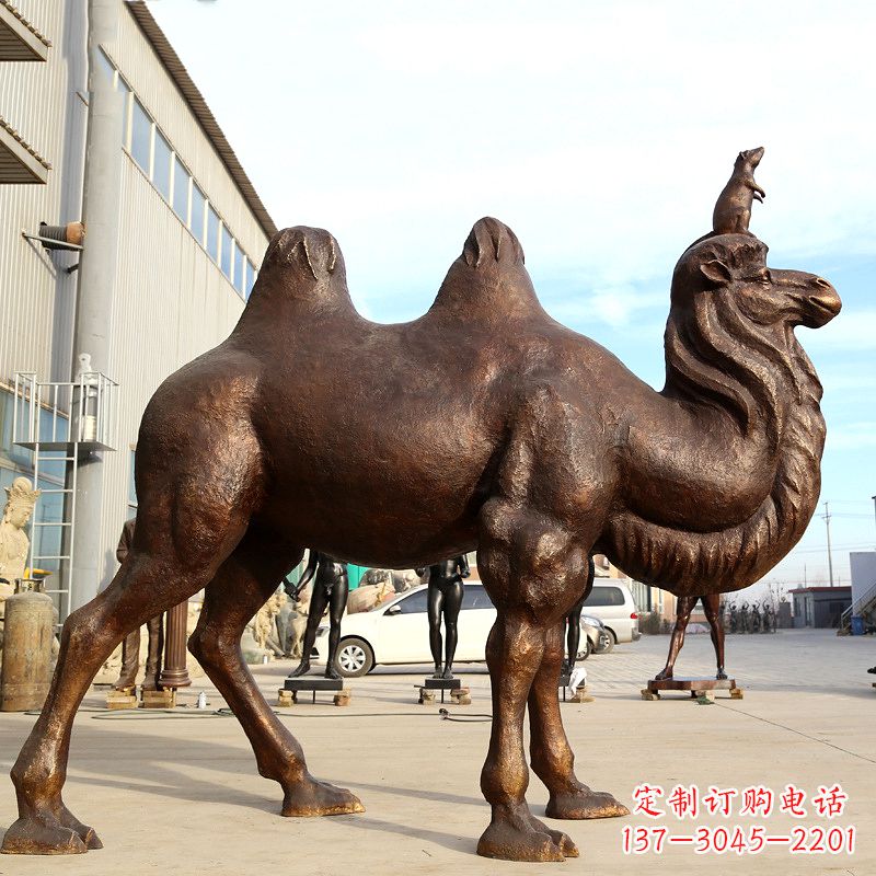 泉州铸铜骆驼雕塑
