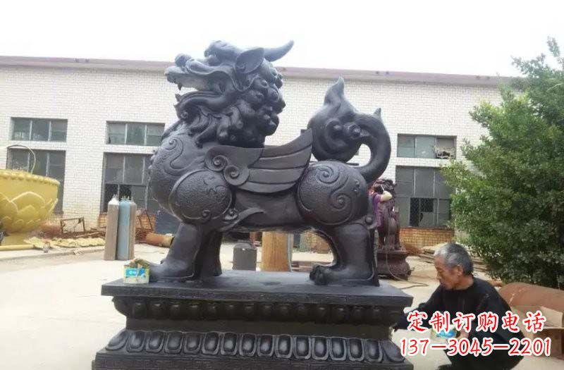 泉州铸铜门口貔貅雕塑