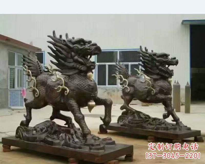 泉州铸铜踏浪麒麟雕塑