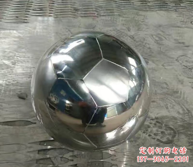泉州足球不锈钢体育器材雕塑