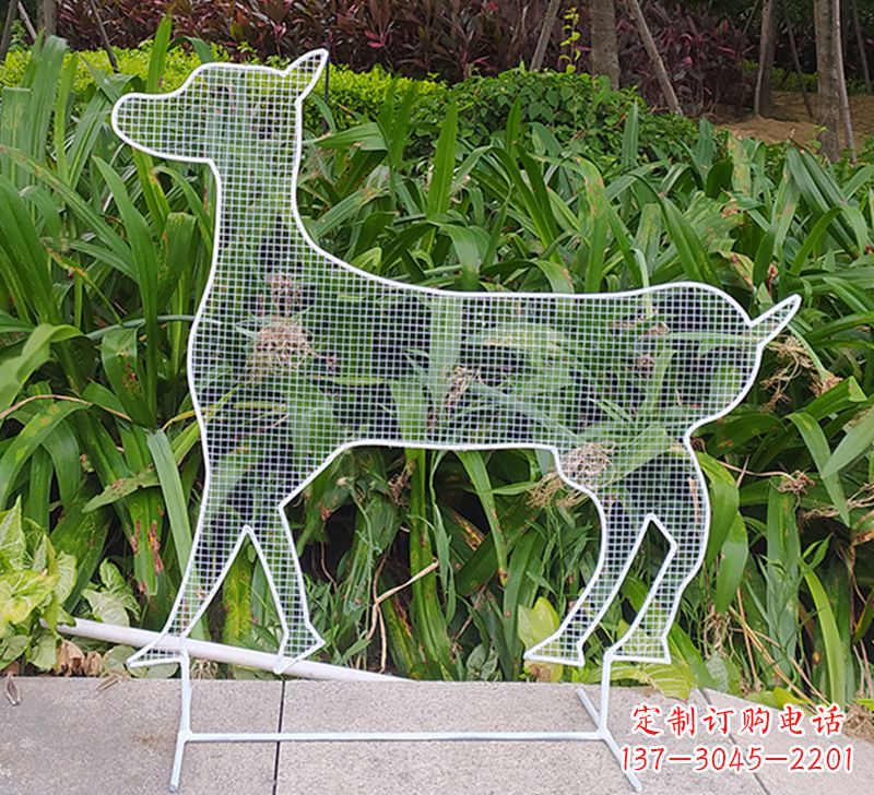 泉州街道创意不锈钢镂空摆件鹿雕塑