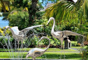 泉州仙鹤雕塑-公园池塘不锈钢喷泉中的仙鹤雕塑